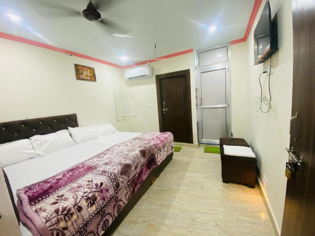 Saketha Guest House